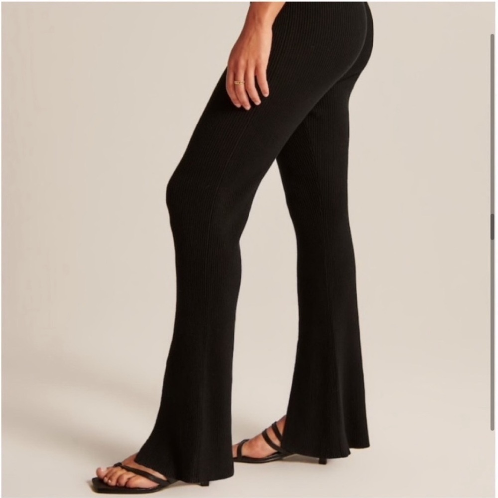 Abercrombie & Fitch Ribbed Knit Sweater Pant Size Small - Picture 3 of 9